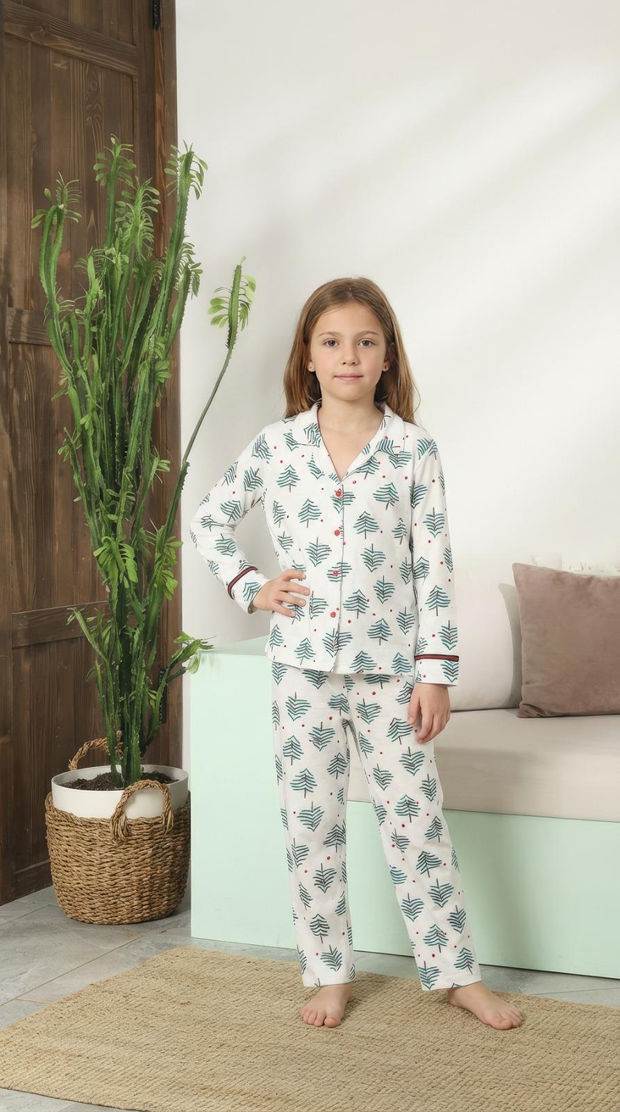 Kız Çocuk Ağaç Desen Önden Düğmeli Pijama Üstü