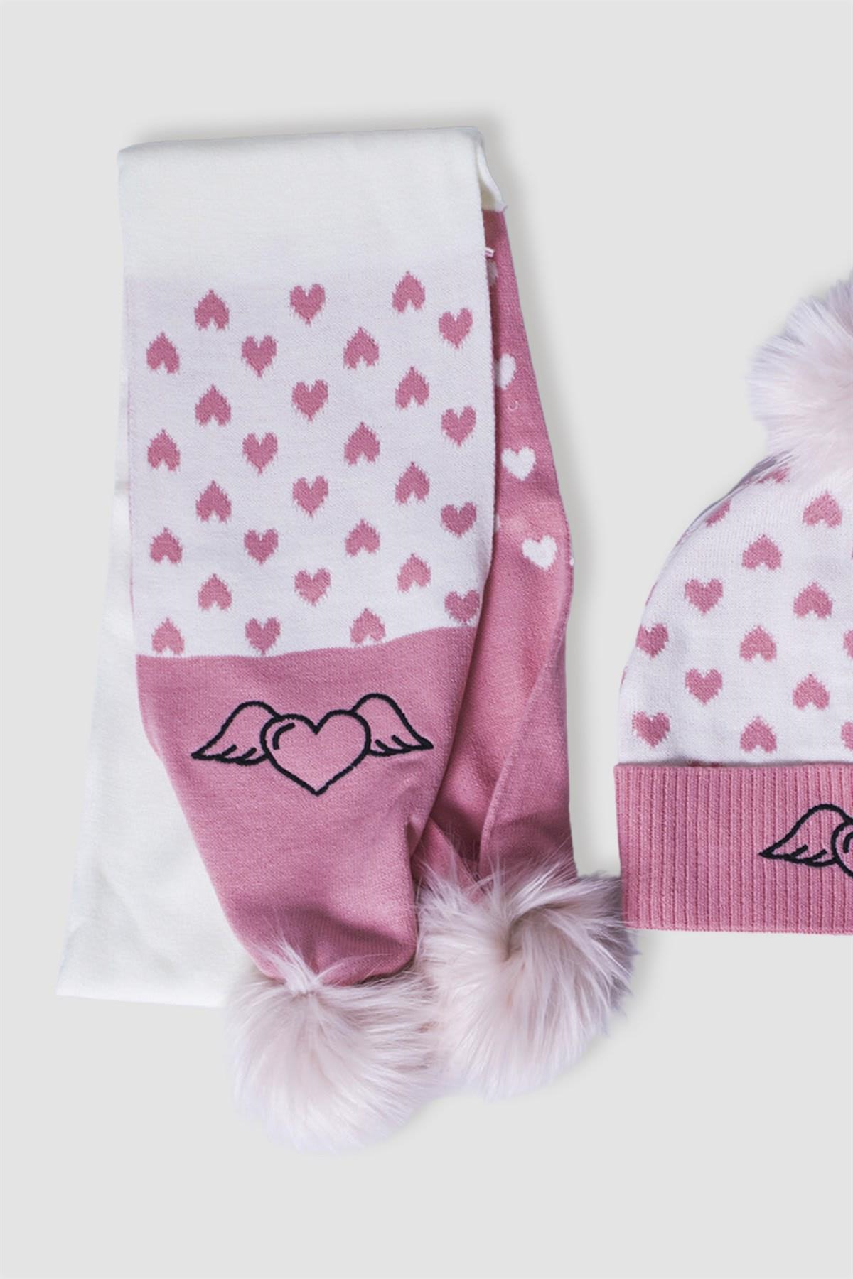 Kız Çocuk Pembe Ponponlu Atkı Bere Takım
