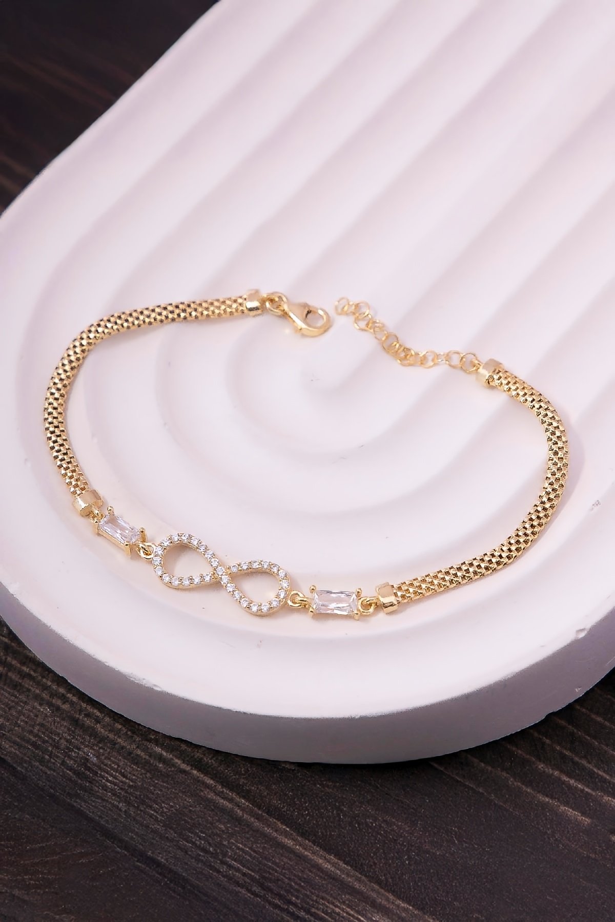 925 Ayar Gümüş Altın Kaplama Baget Taşlı Sonsuzluk Bayan Bileklik