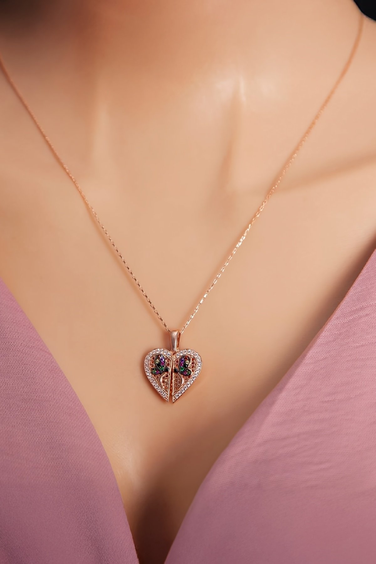 925 Ayar Gümüş İsimli Mix Taşlı Kalbimdeki Sır Bayan Kolye