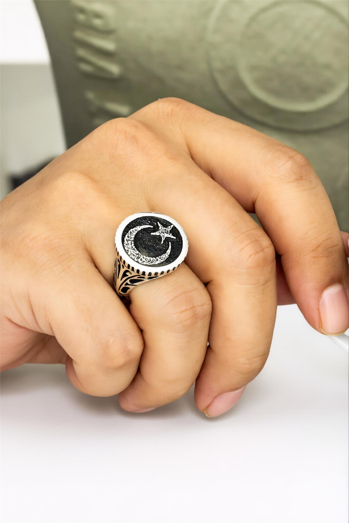 925 Ayar Gümüş Karartmalı Ayyıldızlı Kelime-i Tevhid Yazılı Erkek Yüzük