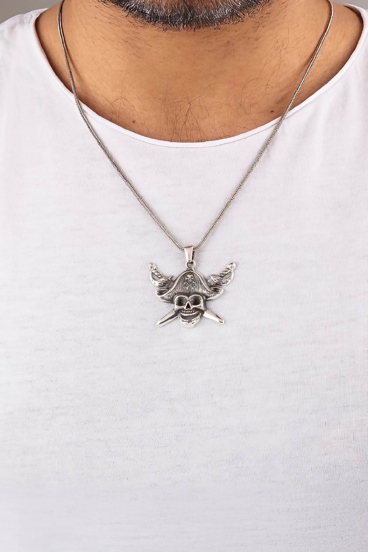 925 Ayar Gümüş Karartmalı Kurukafa Erkek Kolye