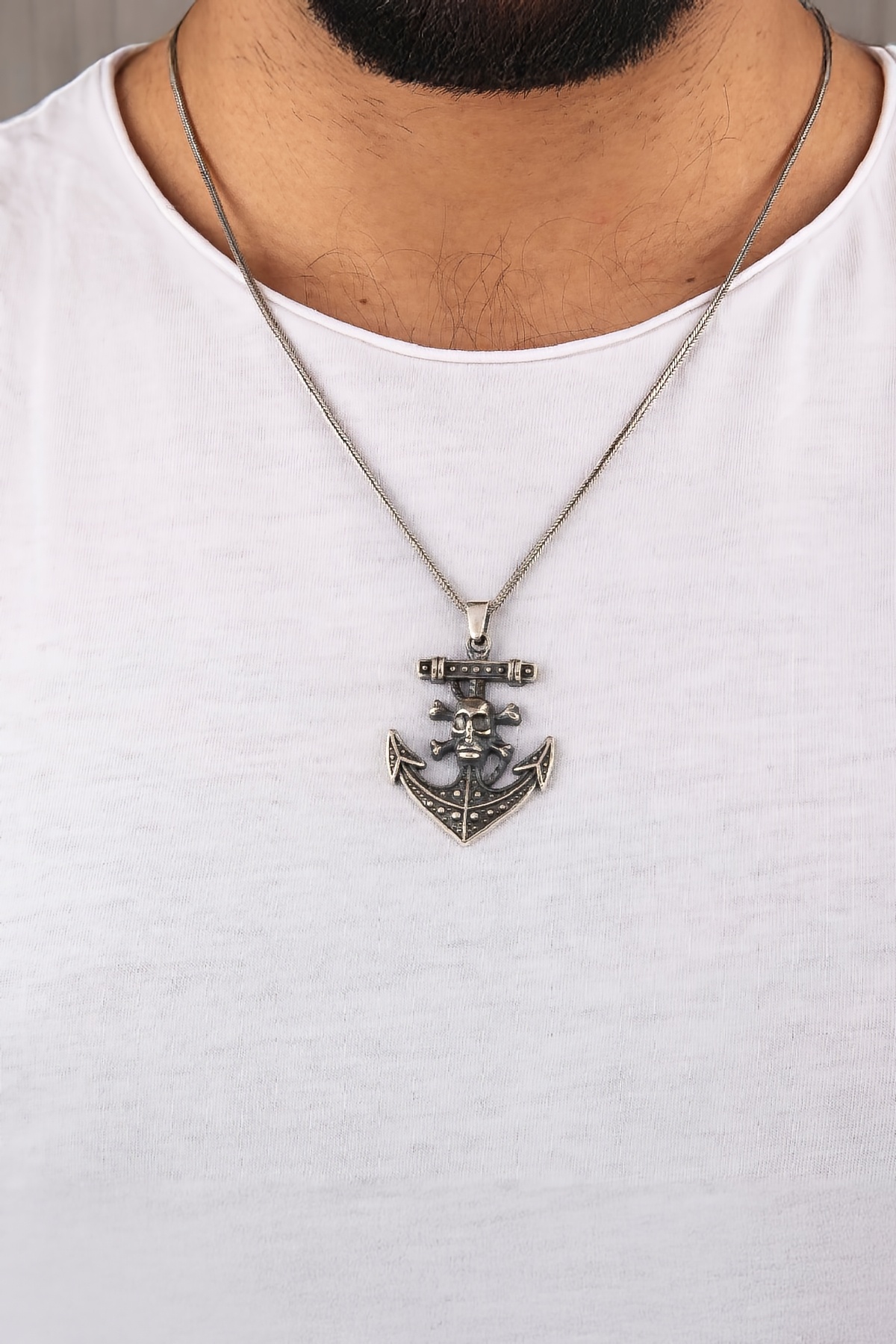 925 Ayar Gümüş Karartmalı Kurukafa Motifli Çapa Erkek Kolye