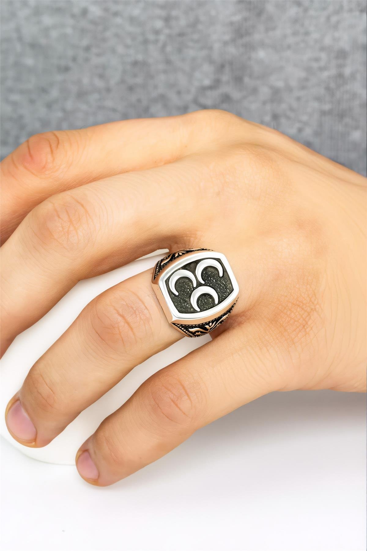 925 Ayar Gümüş Karartmalı Üç Hilal Motifli Erkek Yüzük