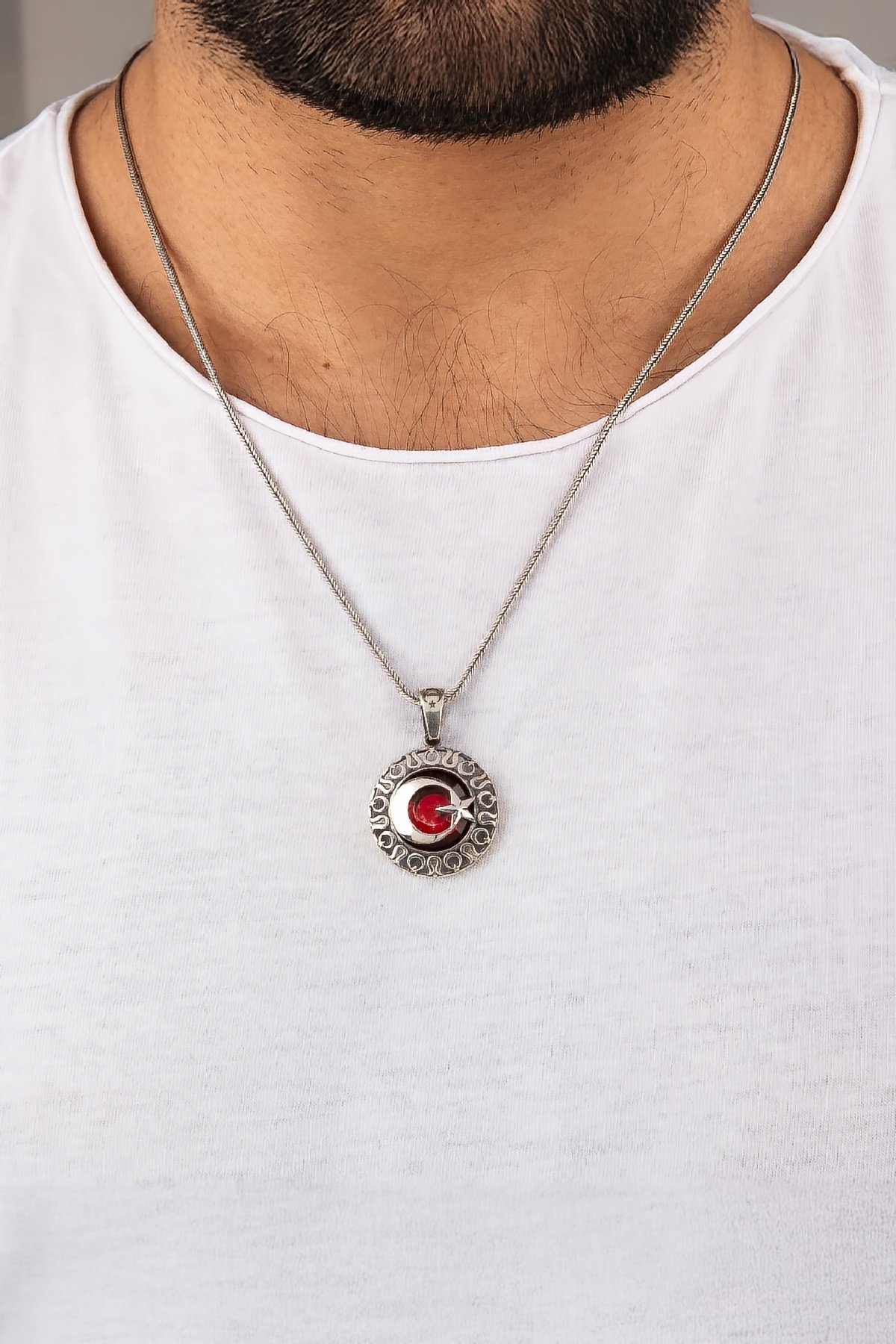 925 Ayar Gümüş Kırmızı Zirkon Taşlı Ayyıldız Erkek Kolye