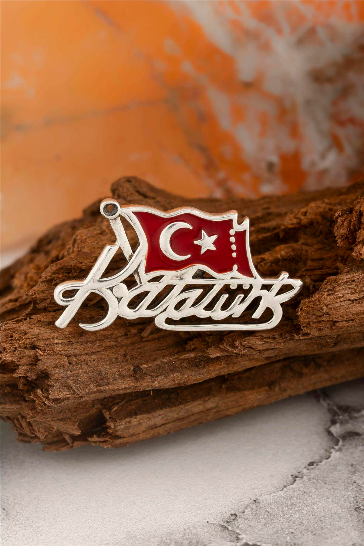 925 Ayar Gümüş Mineli Atatürk İmzalı Türk Bayrağı Rozet