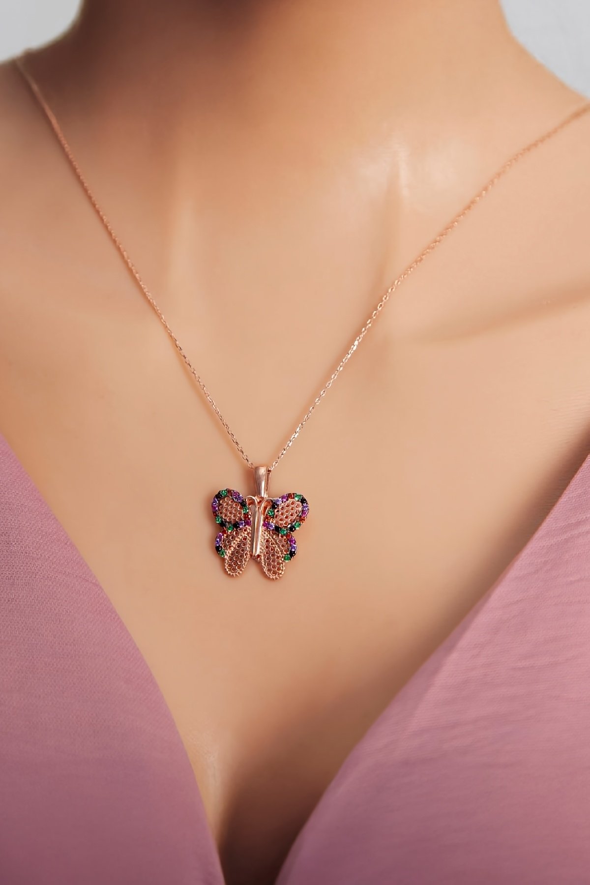 925 Ayar Gümüş Mix Taşlı Kelebek İsimli Bayan Kolye