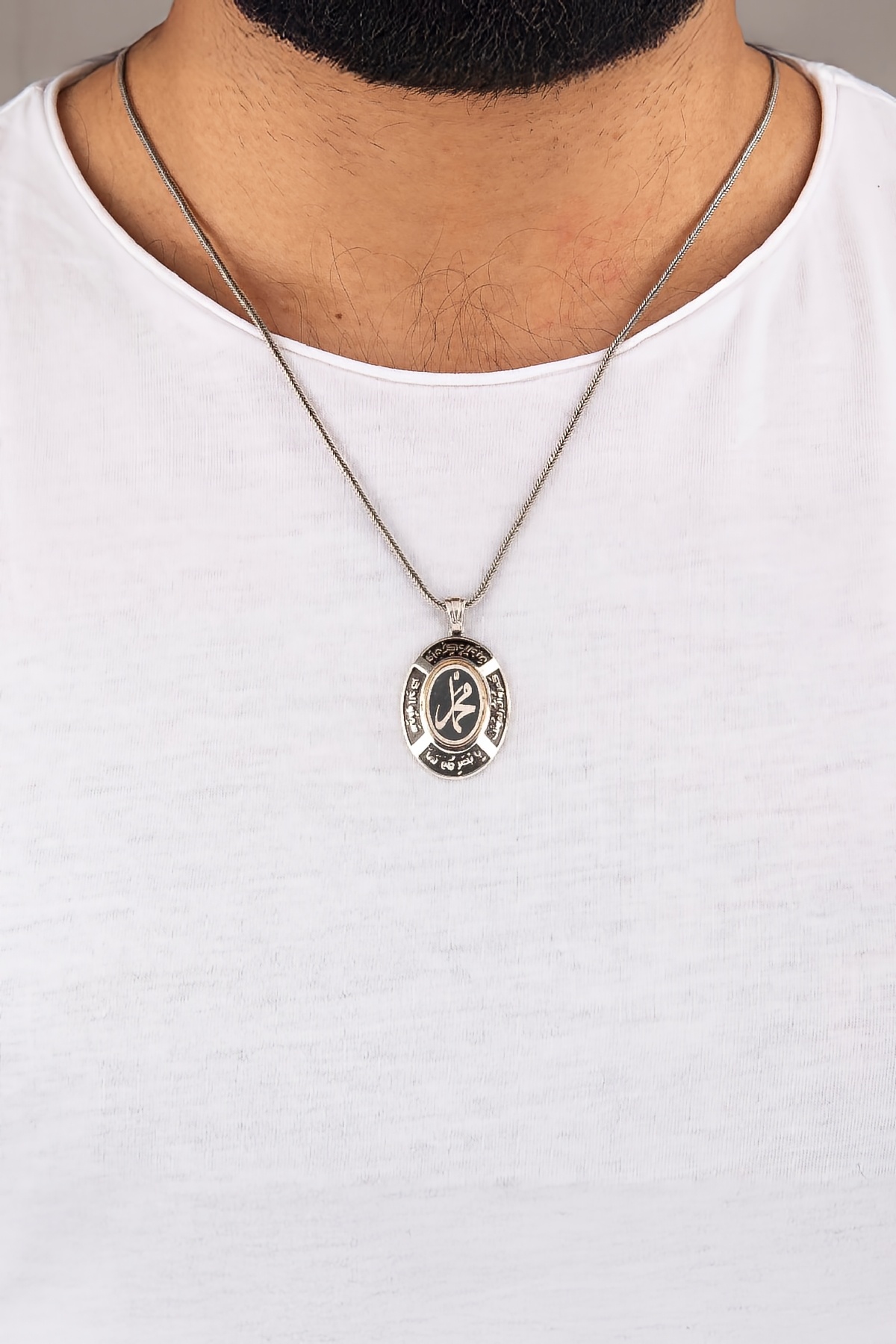 925 Ayar Gümüş Muhammed Yazılı Oval Erkek Cevşen Kolye