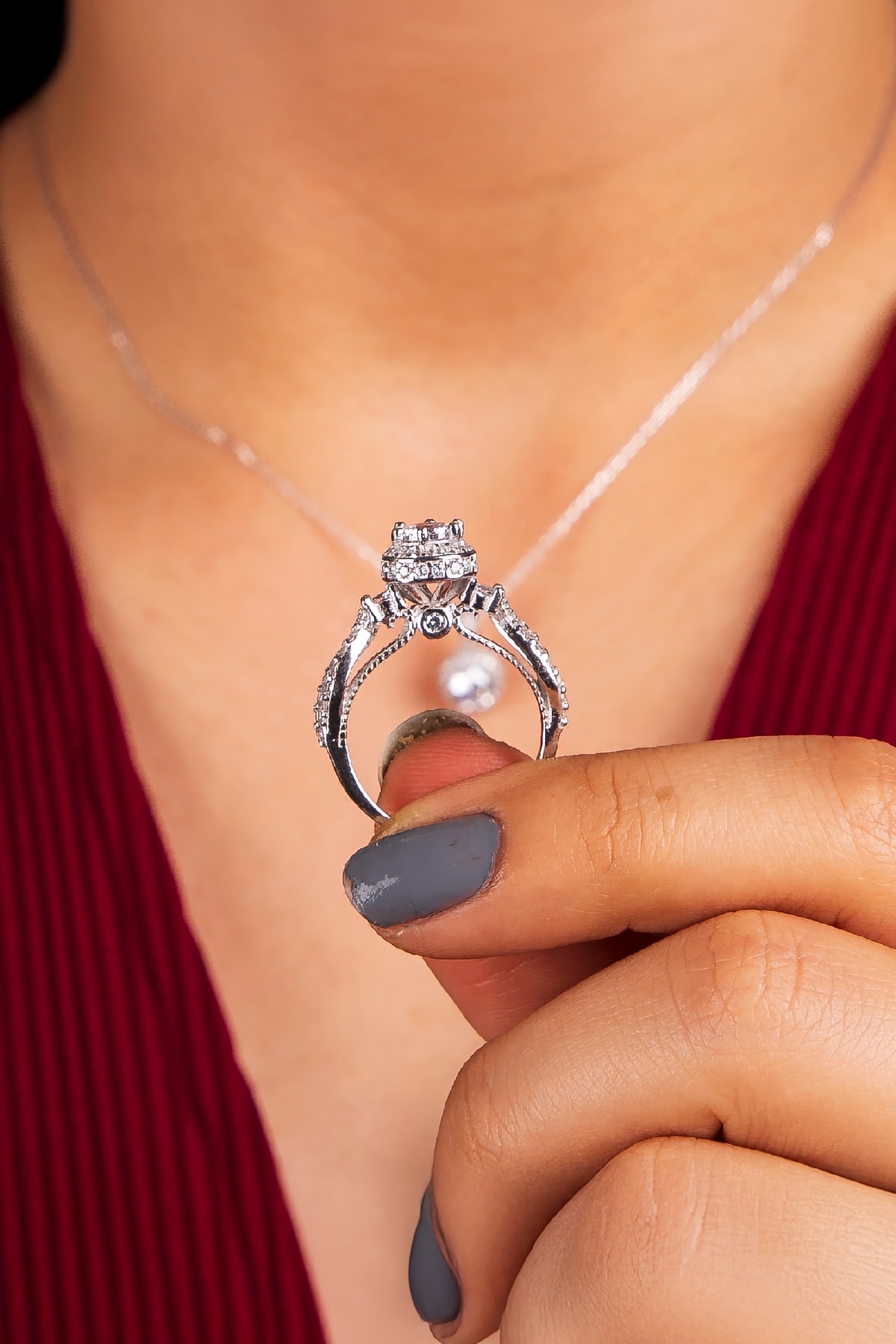 925 Ayar Gümüş Rodyumlu Full Zirkon Taşlı Yuvarlak Bayan Takı Seti