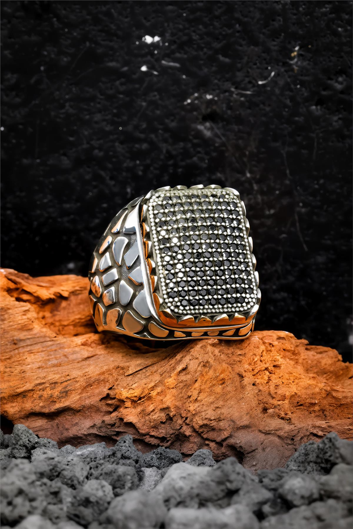 925 Ayar Gümüş Siyah Mikro Taşlı Erkek Yüzük