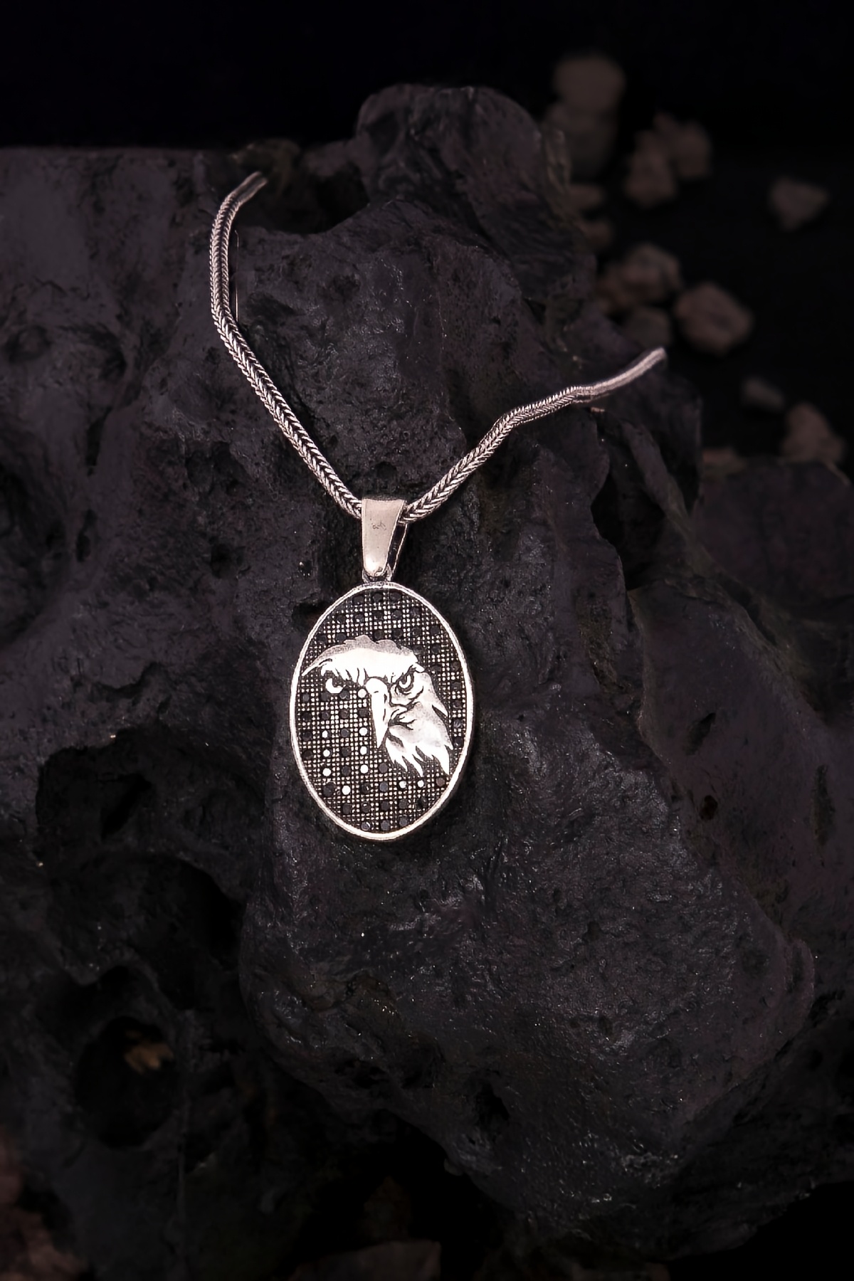 925 Ayar Gümüş Siyah Zirkon Süslemeli Kartal Erkek Kolye