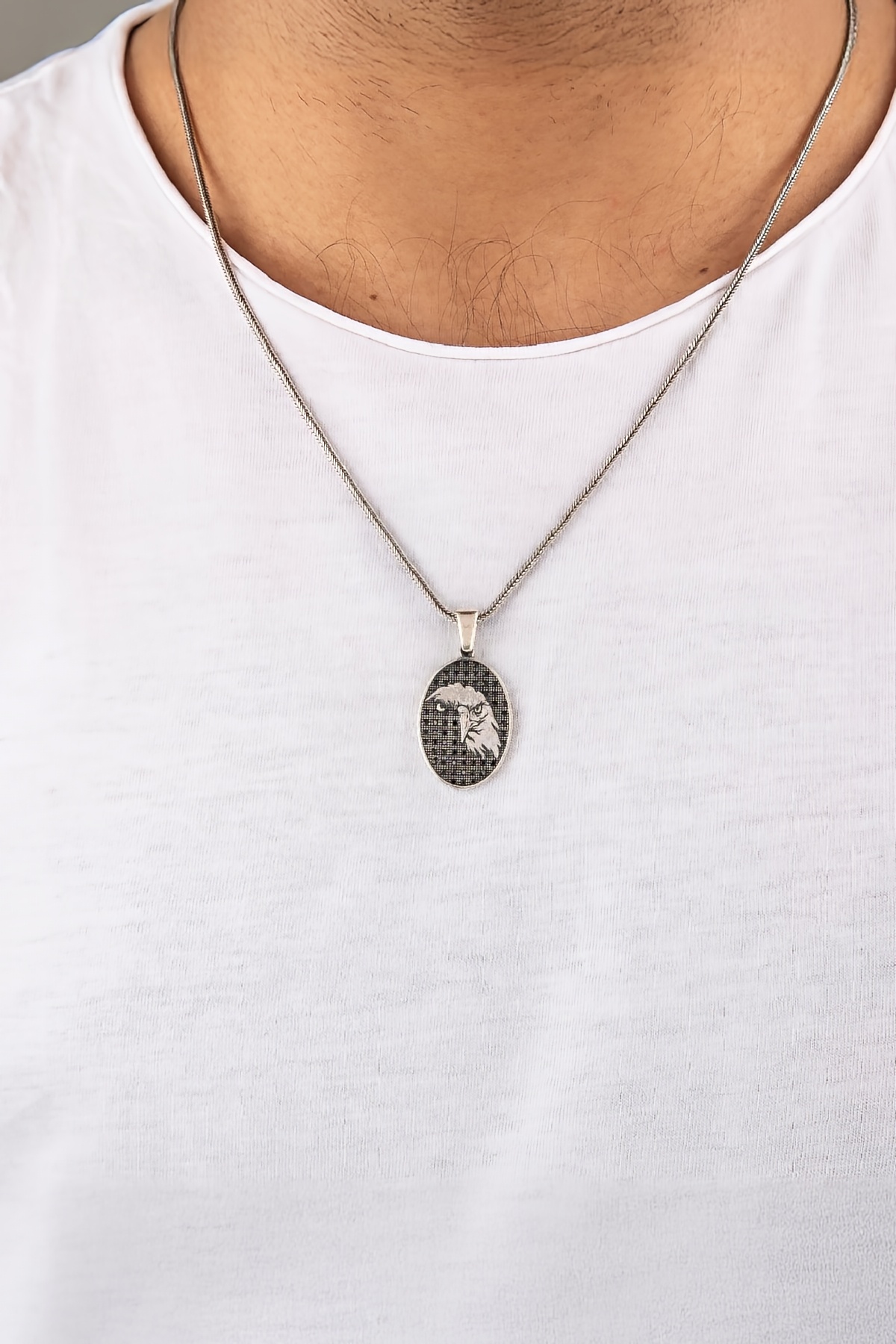 925 Ayar Gümüş Siyah Zirkon Süslemeli Kartal Erkek Kolye