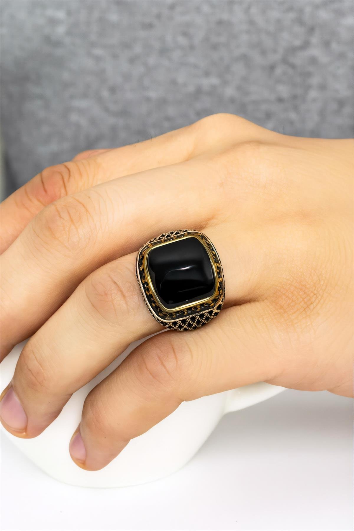925 Ayar Gümüş Telkari İşlemeli Siyah Karpuz Kesim Erkek Yüzük