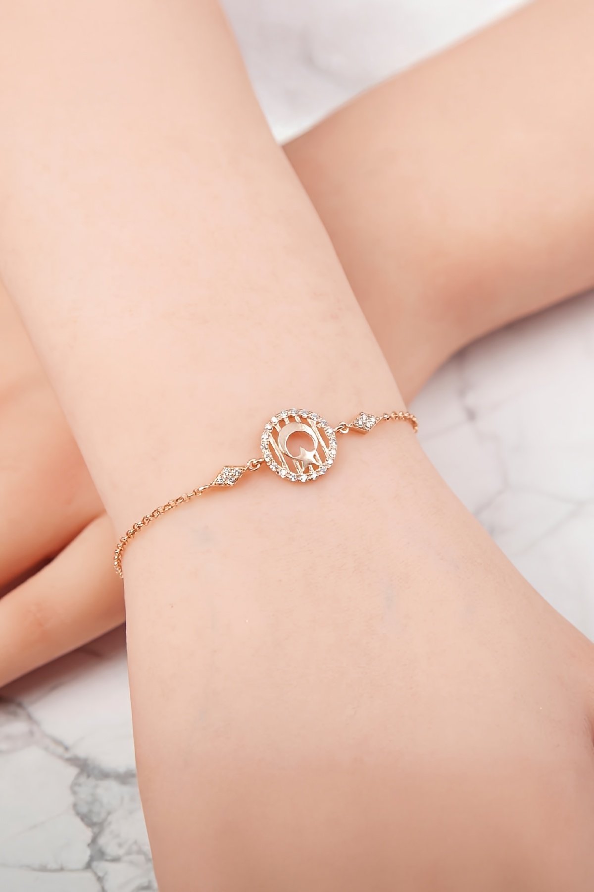 925 Ayar Gümüş Zirkon Taşlı Rose Renk Ayyıldız Bayan Bileklik