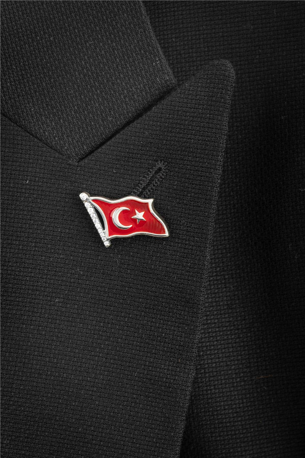 925 Ayar Gümüş Zirkon Taşlı Türk Bayrağı Bayan Rozet