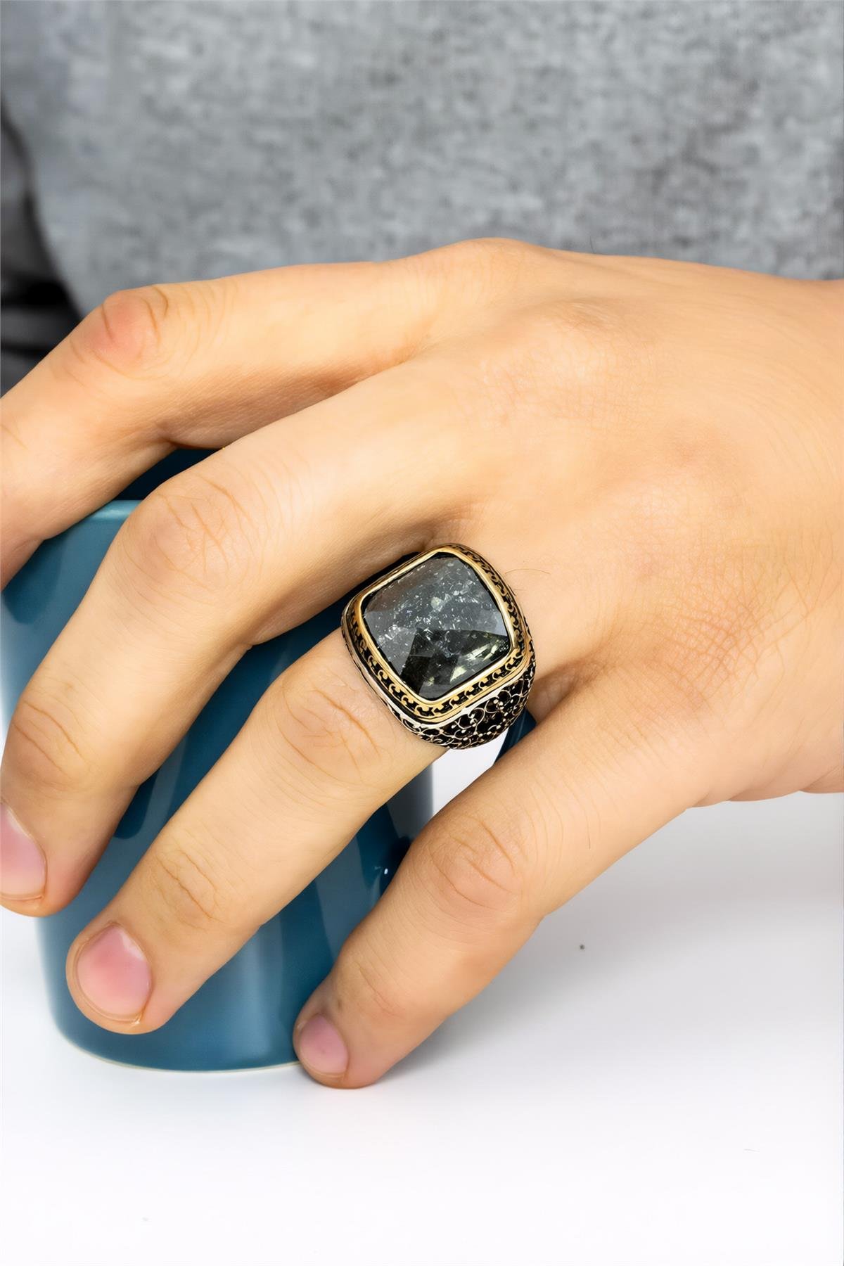 925 Ayar Telkari İşlemeli Fasetli Siyah Taşlı Gümüş Erkek Yüzük