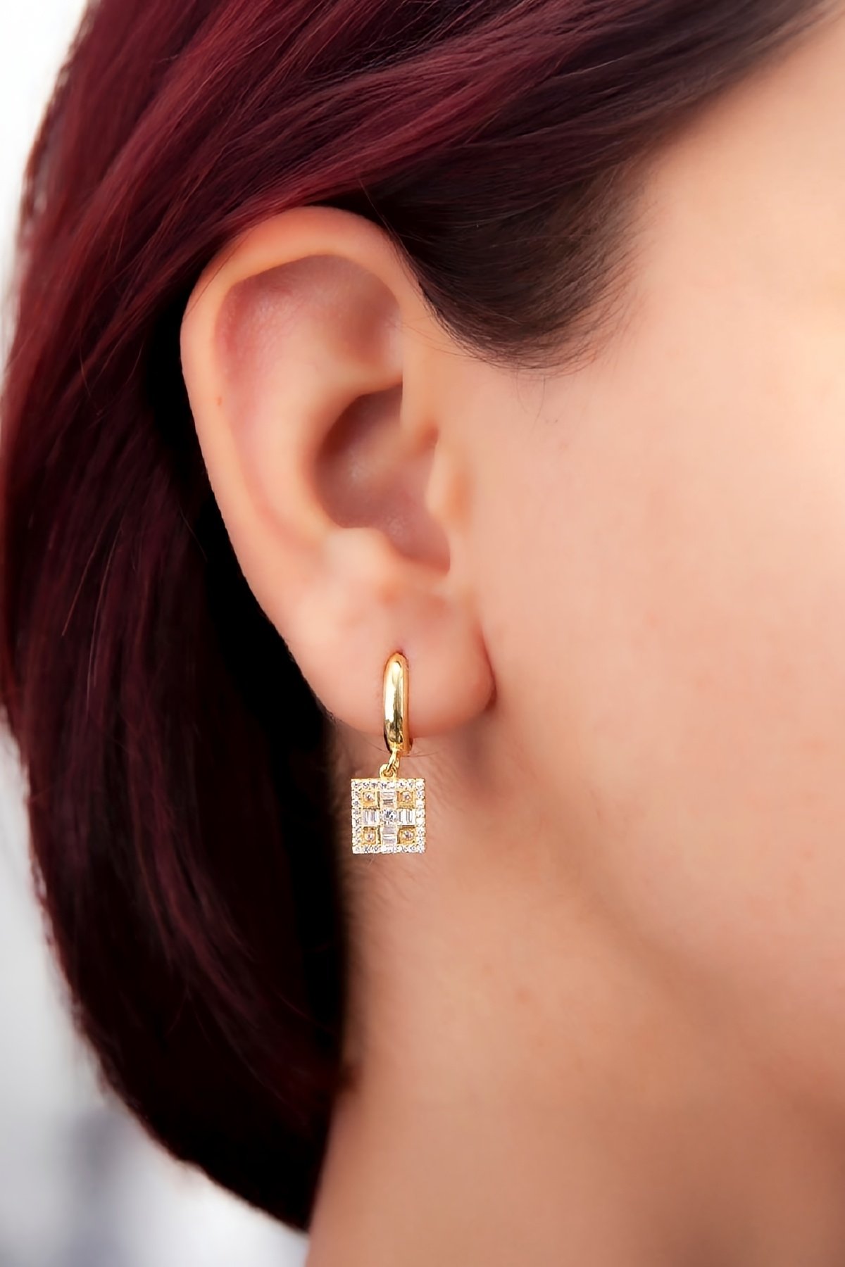 Altın Kaplama 925 Ayar Gümüş Baget Taşlı Küpe