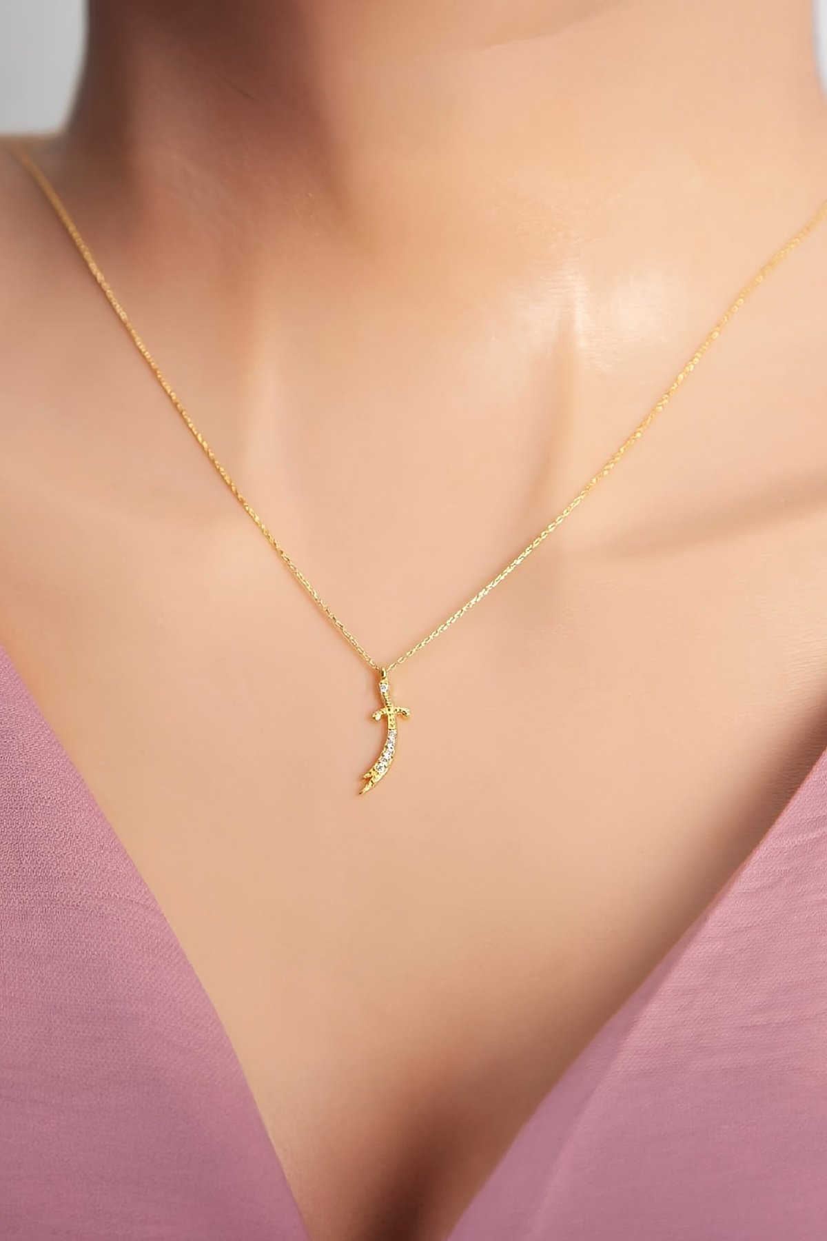 Altın Kaplama 925 Ayar Gümüş Hz. Ali Kılıcı Zülfikar Bayan Kolye