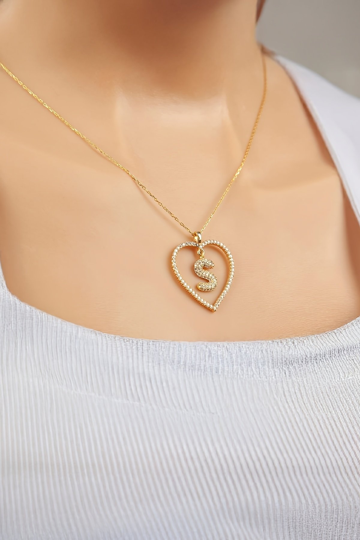 Altın Kaplama Harfli 925 Ayar Gümüş Bayan Kalpli Kolye