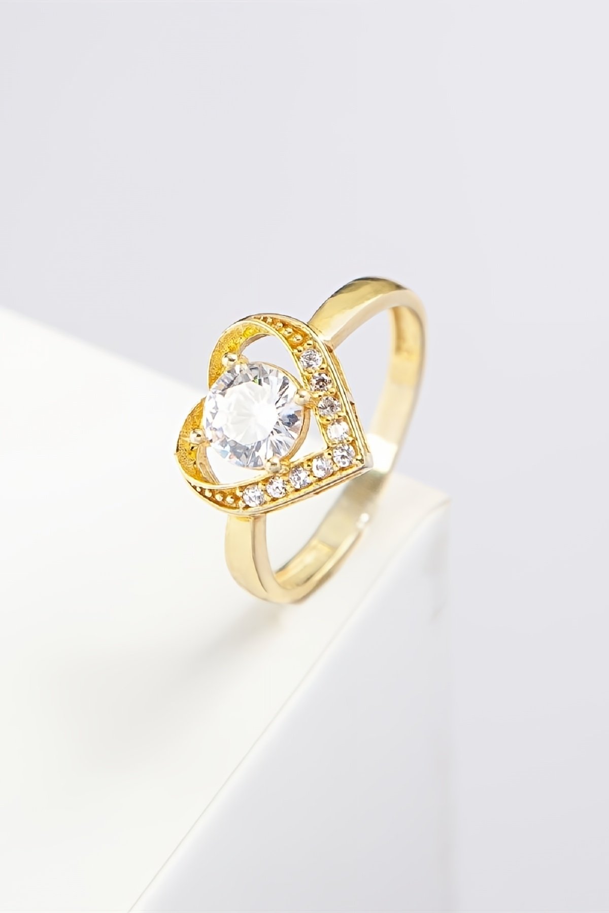 Altın Kaplama Kalp Motifli 925 Ayar Gümüş Bayan Yüzük