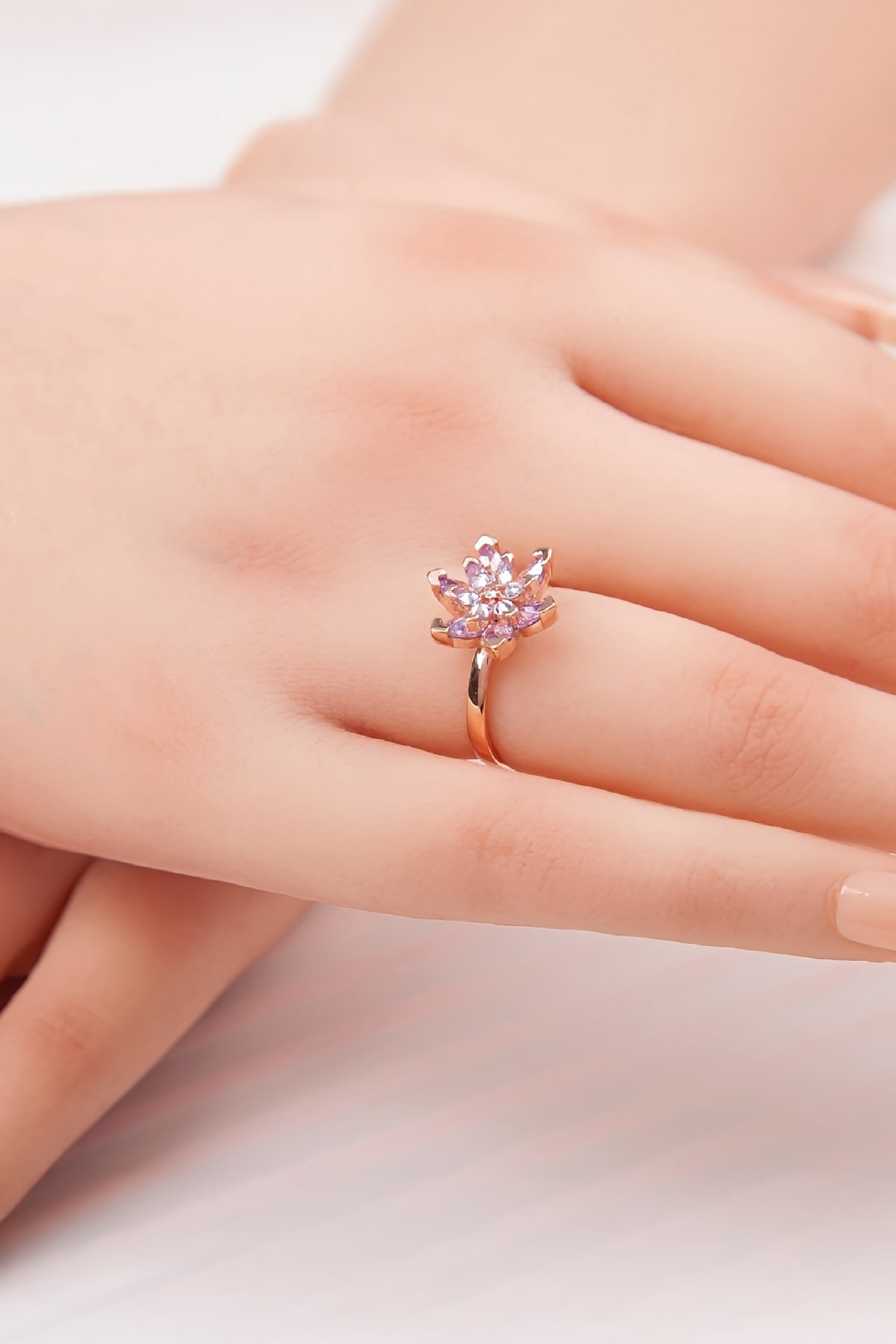 Ametist Taşlı Rose Renk Ayarlanabilir Lotus Gümüş Bayan Yüzük
