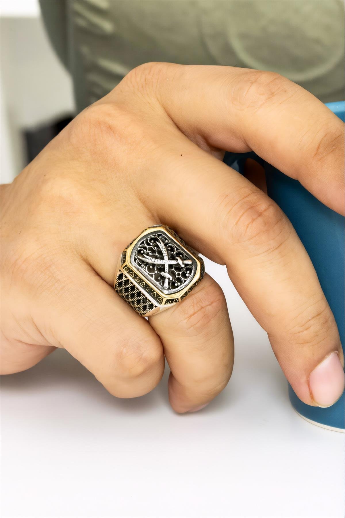 Çift Kılıç Zülfikar Telkari Desenli 925 Ayar Gümüş Erkek Yüzük