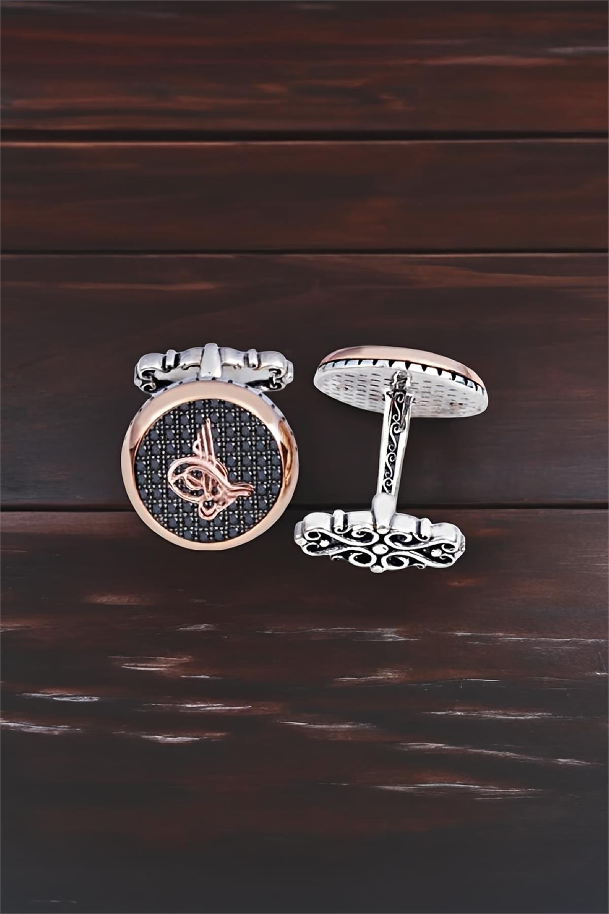 Gümüş Siyah Zirkon Taşlı Tuğralı Yuvarlak Kol Düğmesi