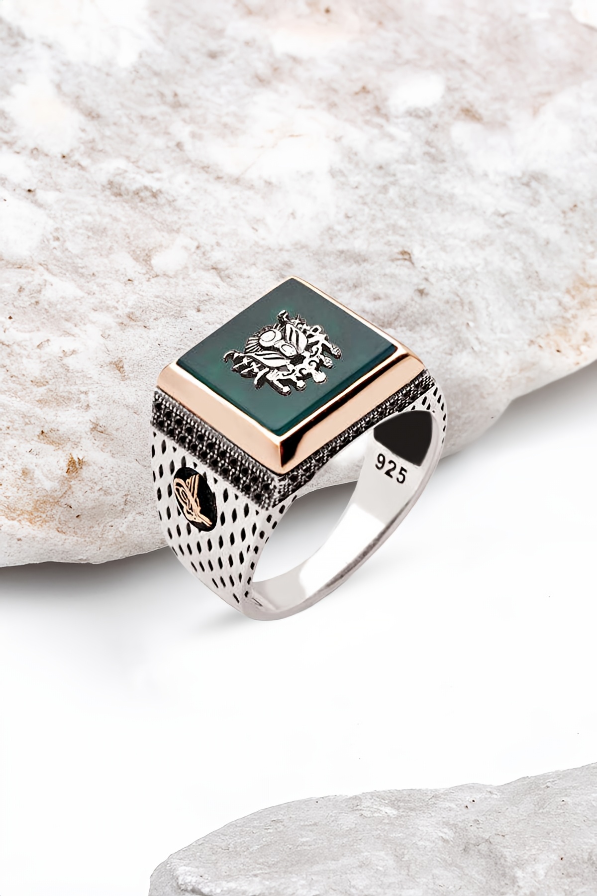Gümüş Yeşil Akik Taşlı Osmanlı Armalı Erkek Yüzük
