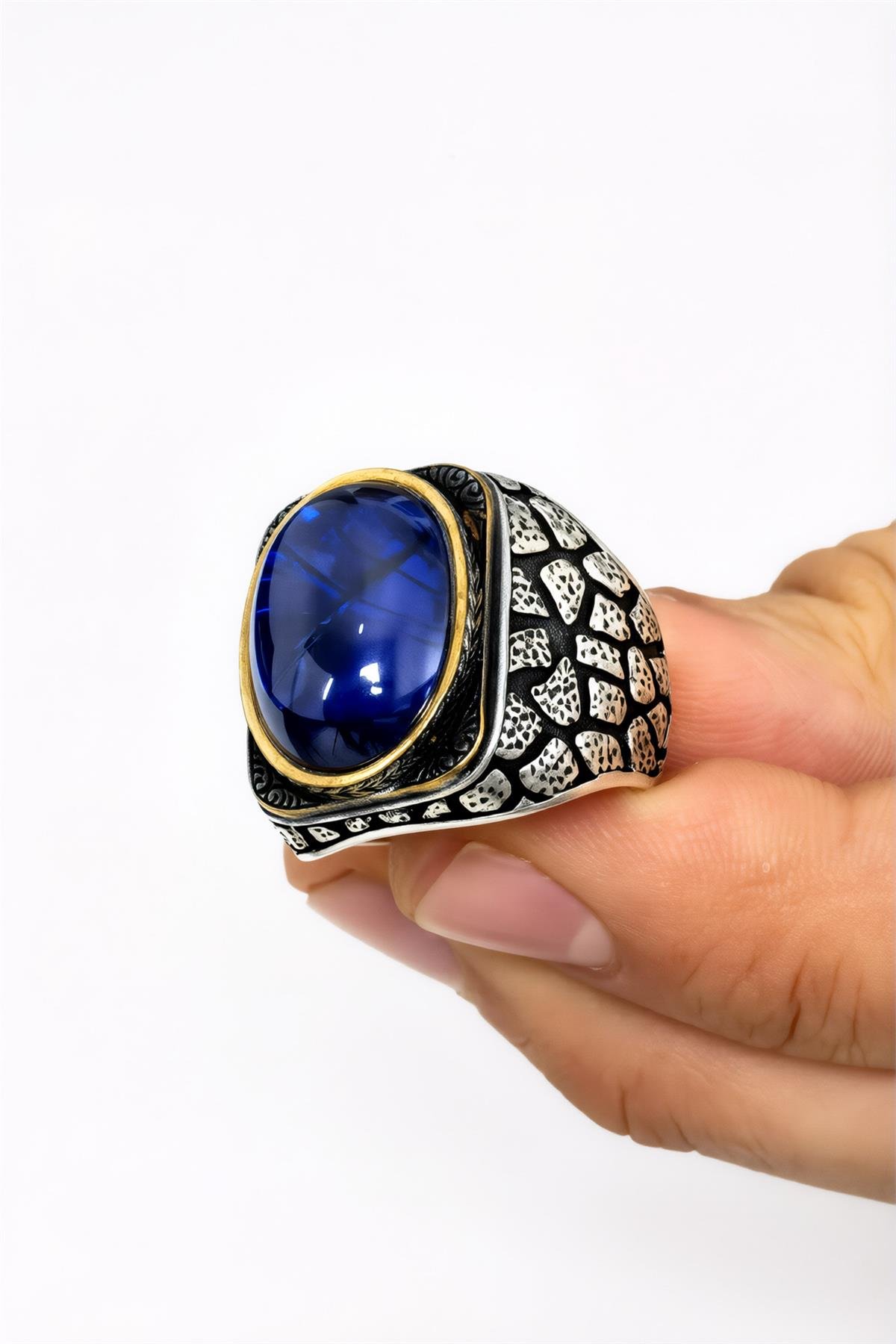 Lacivert Taşlı Karartmalı Gümüş Erkek Yüzük