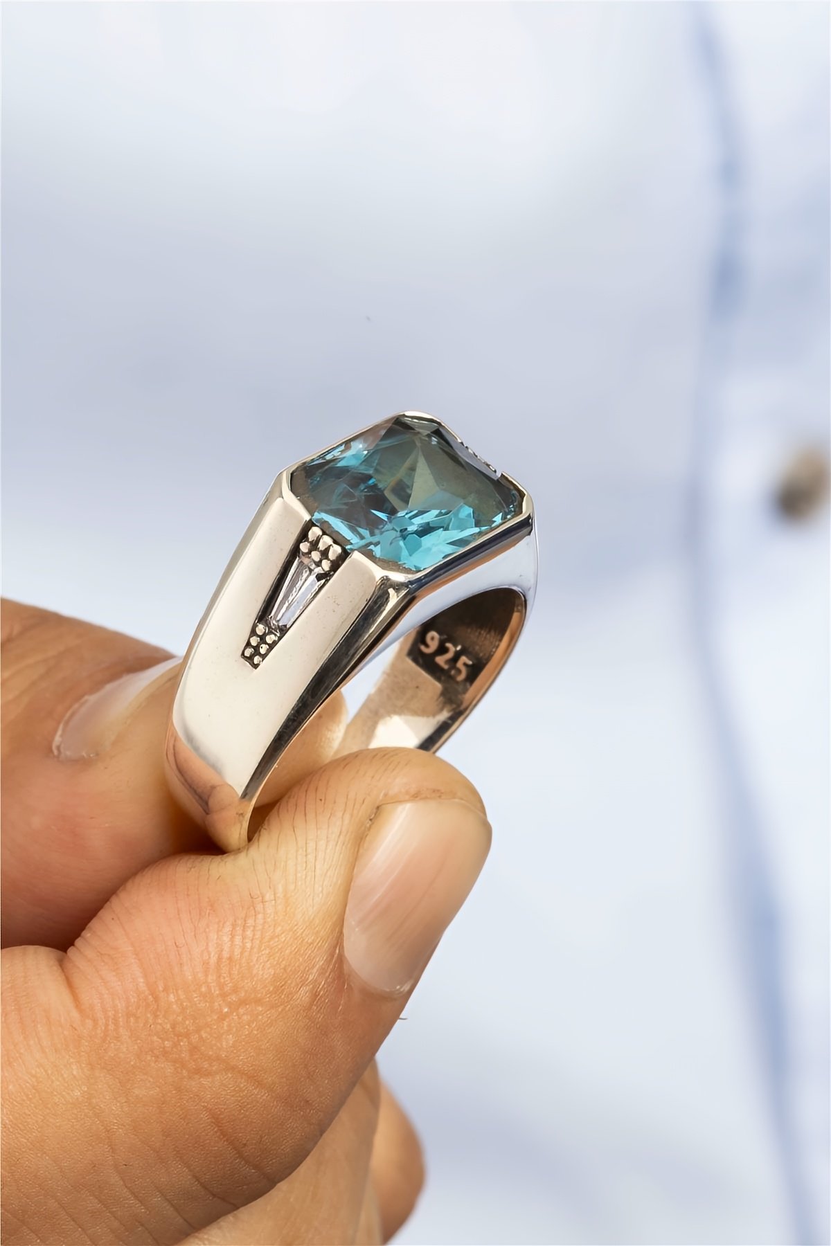 Mavi Zirkon Taşlı Modern Gümüş Erkek Yüzük