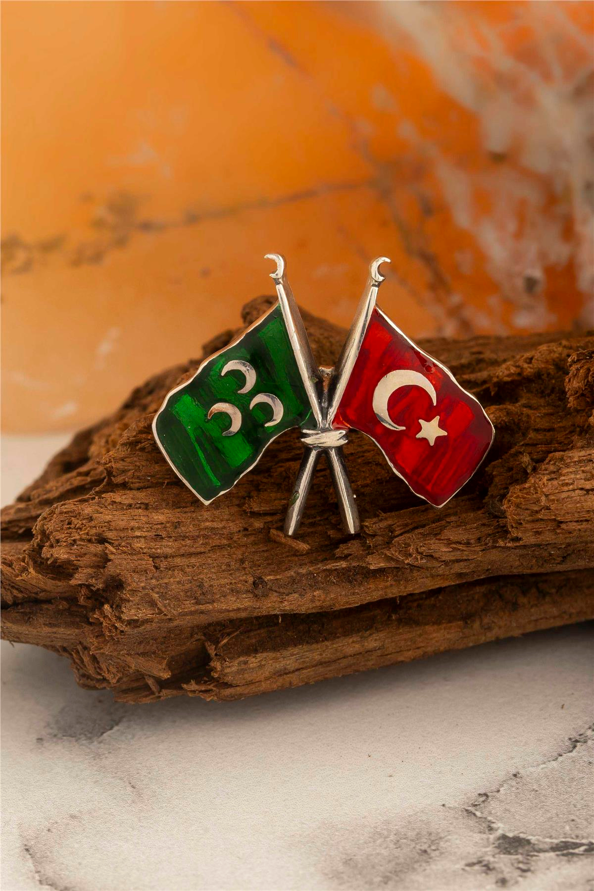 Mineli Osmanlı ve Türk Bayraklı Gümüş Rozet