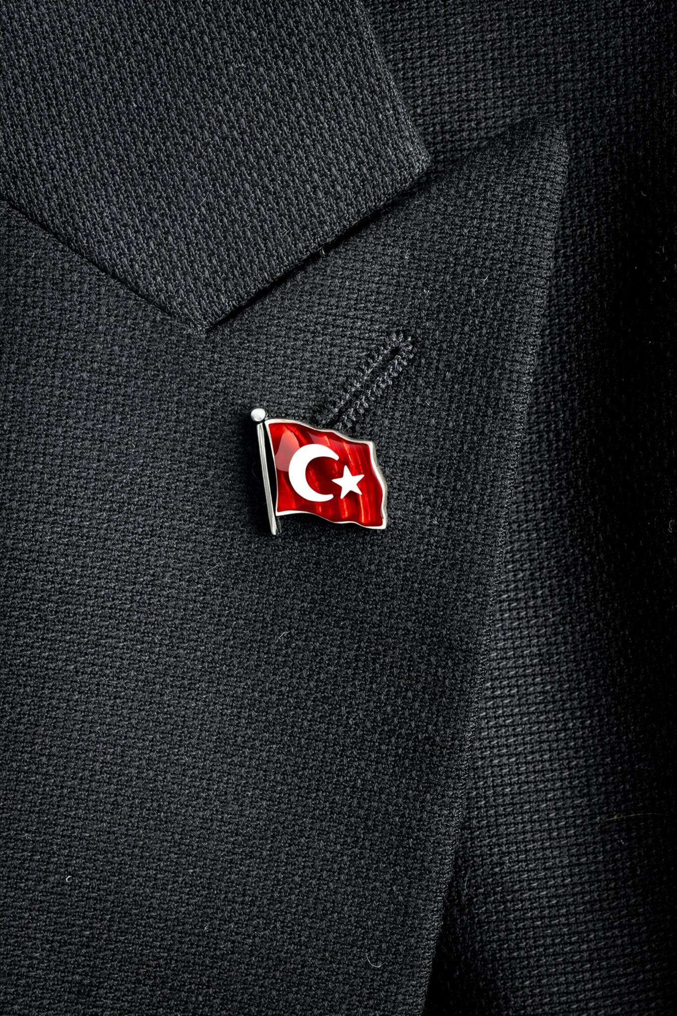 Mineli Türk Bayrağı Gümüş Rozet