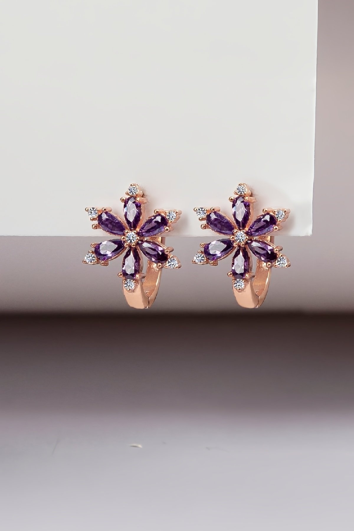 Mor Zirkon Taşlı Rose Renk 925 Ayar Gümüş Çiçek Küpe