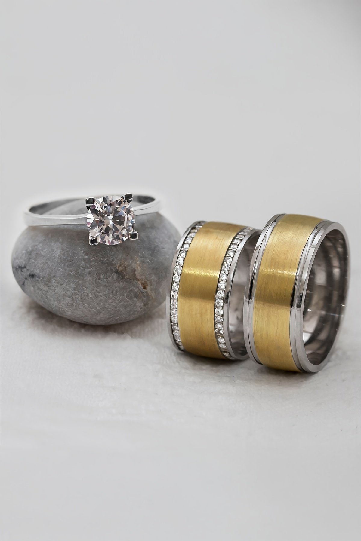 Ortası Altın Renkli Düz Çift Gümüş Alyans (Tektaş Hediyeli)