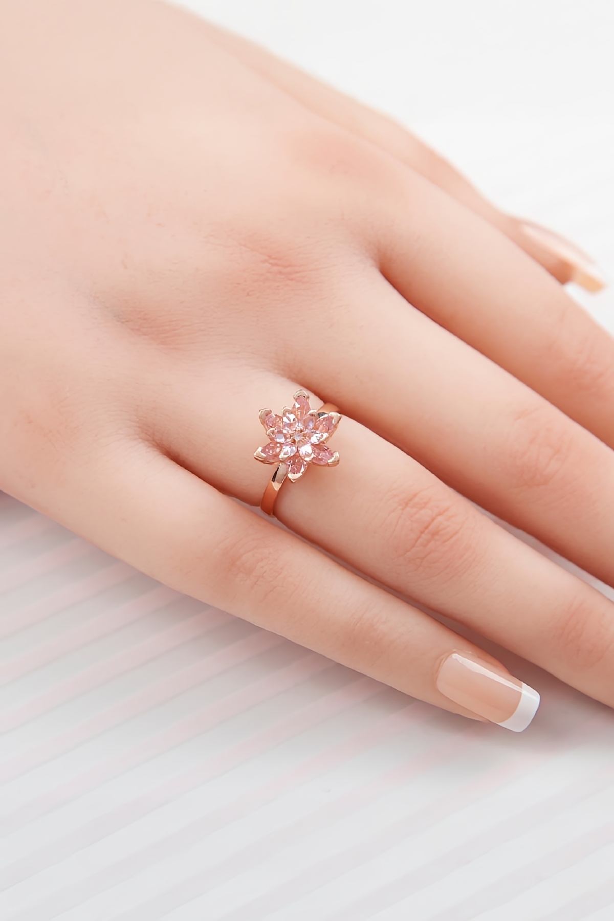 Pembe Taşlı Rose Renk Ayarlanabilir Lotus Gümüş Bayan Yüzük