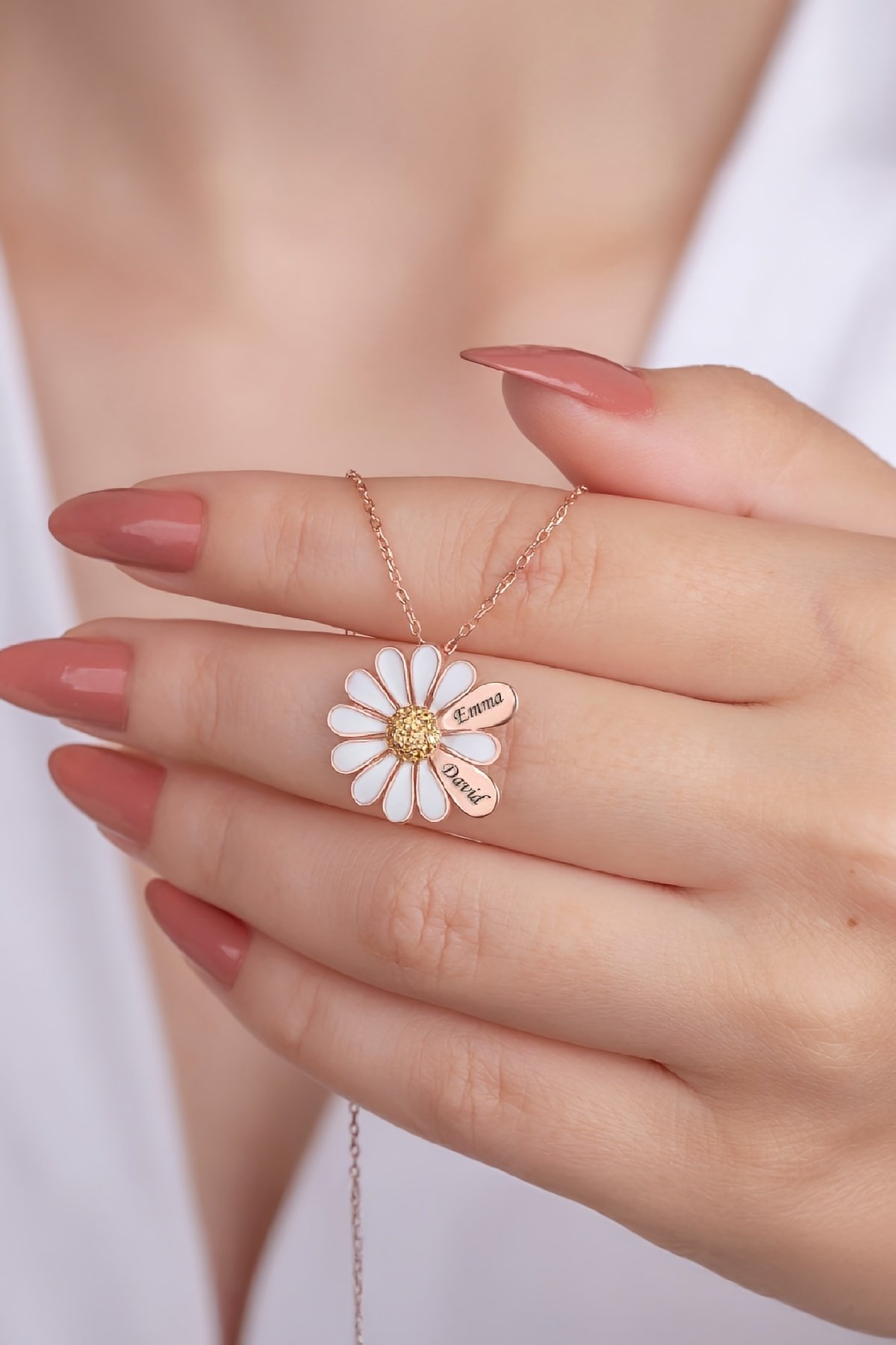 Rose Renk İsimli Papatya Gümüş Bayan Kolye