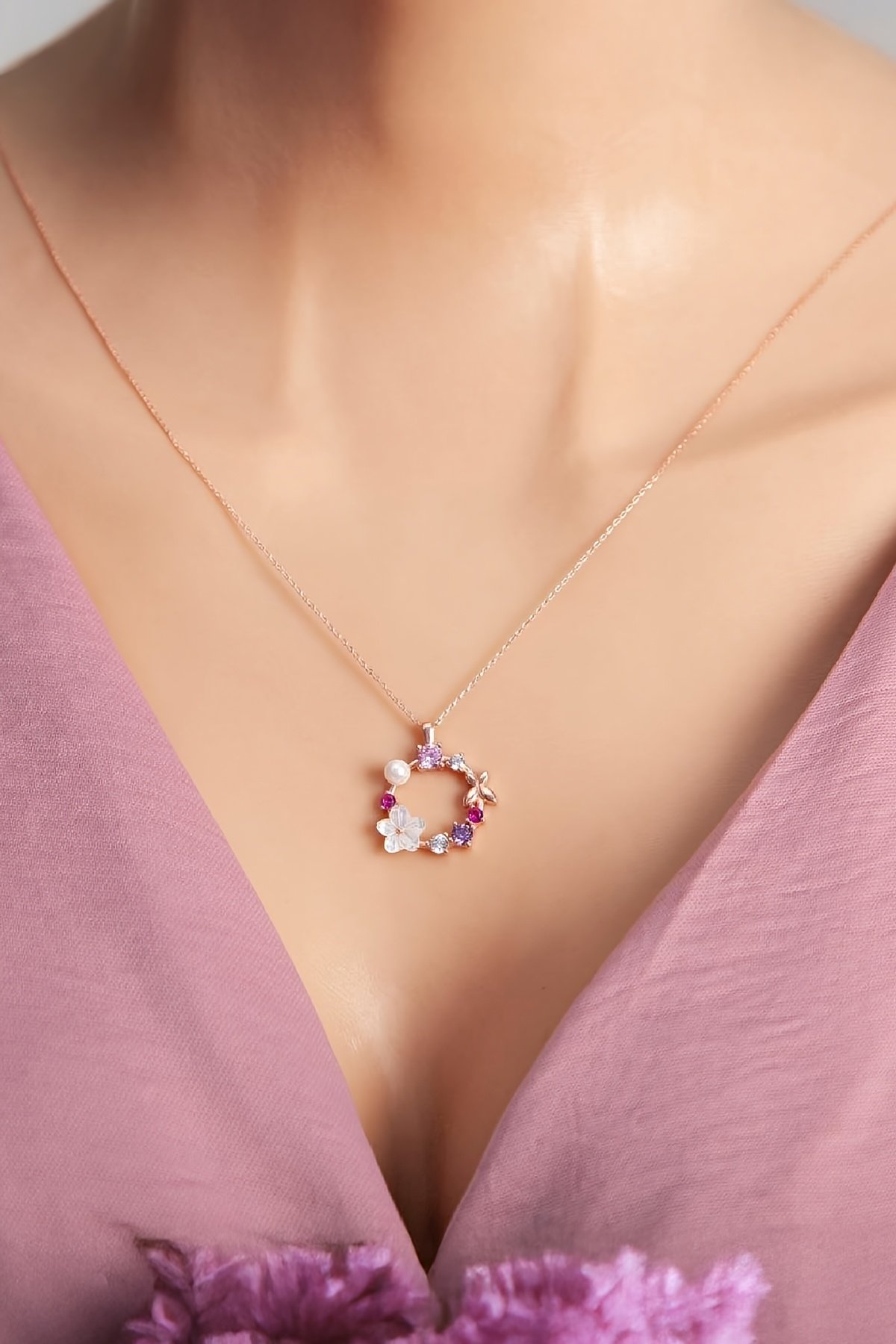 Sedef ve Zirkon Taşlı Rose Renk 925 Ayar Gümüş Manolya Bayan Kolye