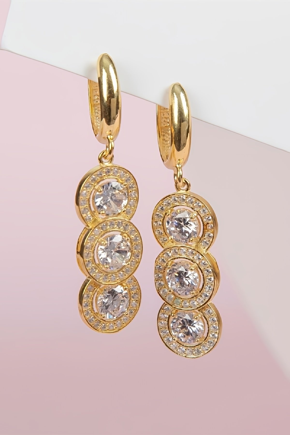 Üç Sıra Zirkonlu Altın Kaplama 925 Ayar Gümüş Küpe