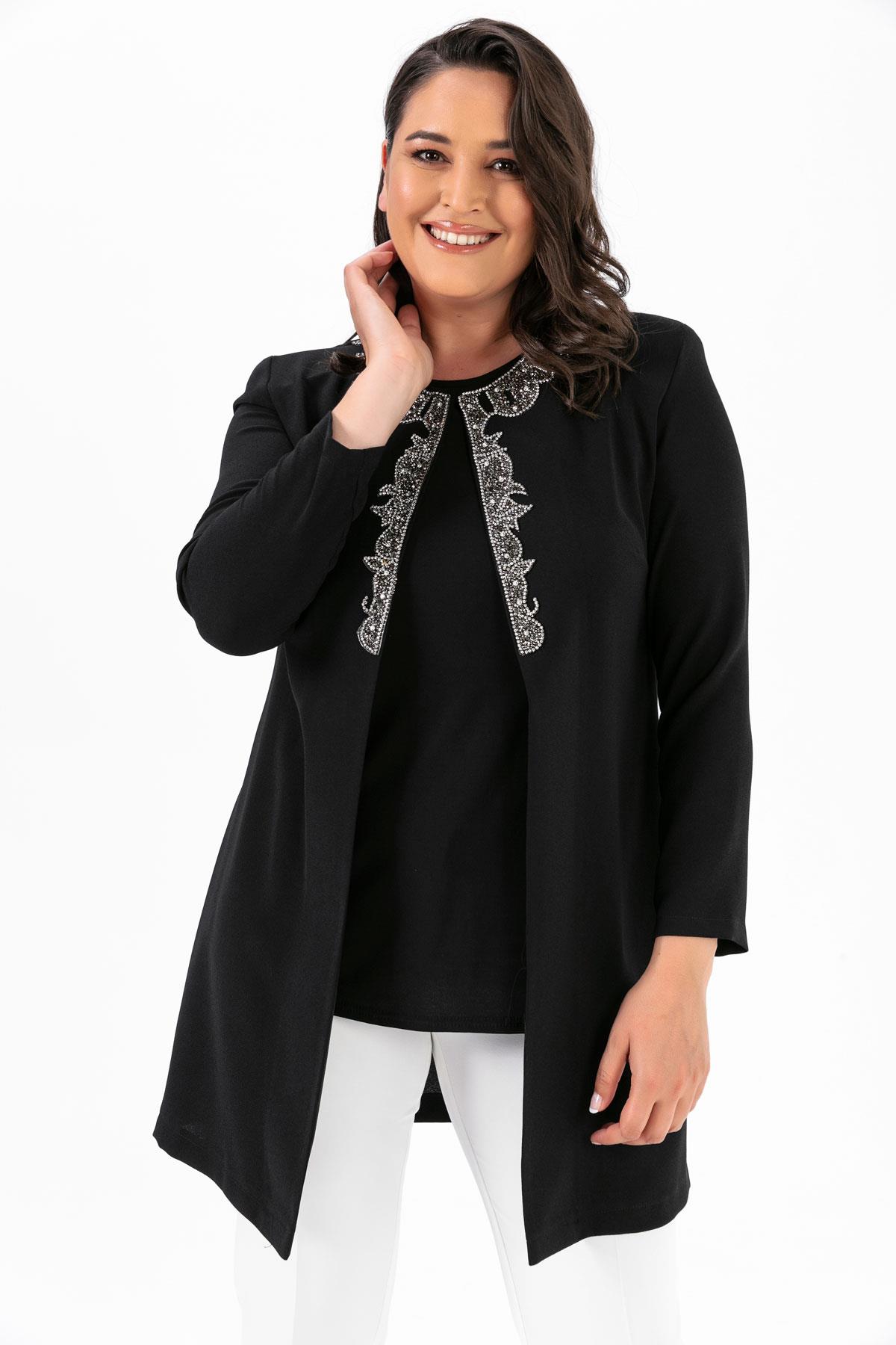 S-20Y0520005Large Size Jacket Set with Gemstone Collar and Inner Tank Top