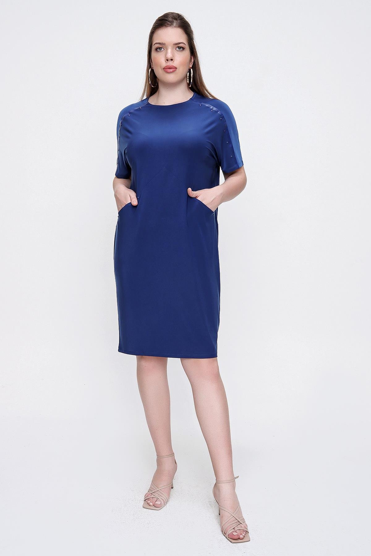 S-20Y0990055Stud Detailed Stylish Lycra Plus Size Dress