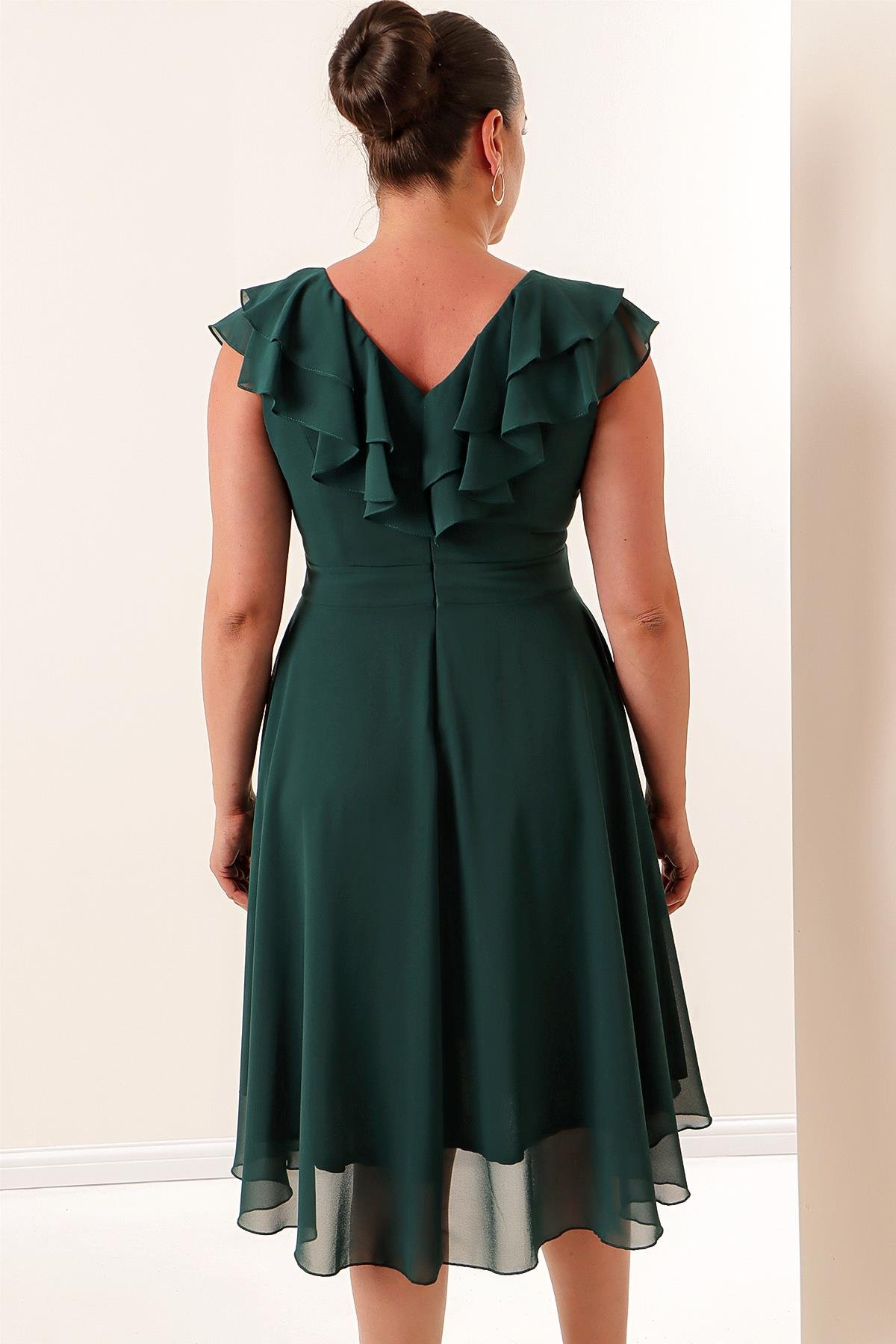 S-20Y1040013Collared Ruffle Chiffon Plus Size Dress