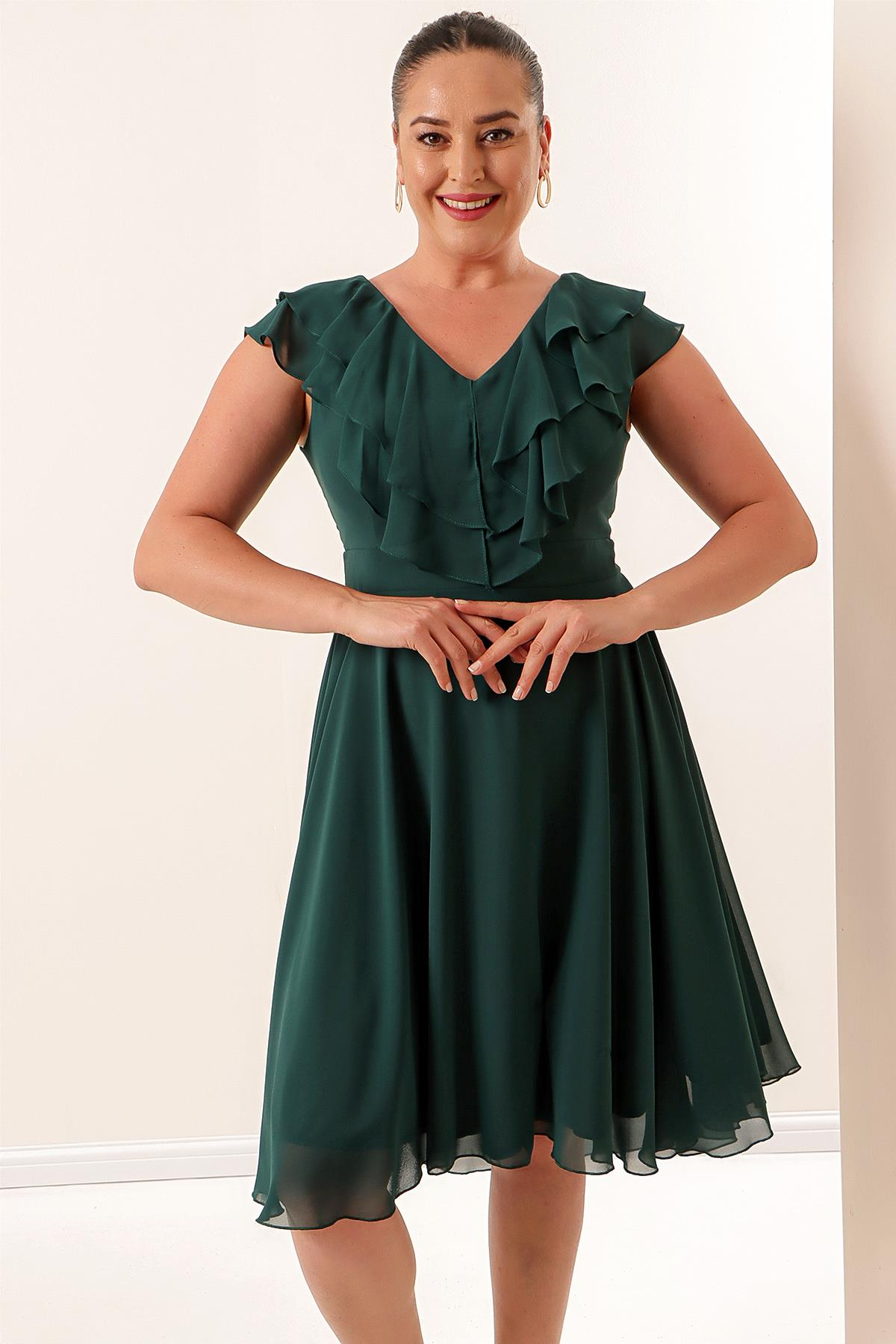 S-20Y1040013Collared Ruffle Chiffon Plus Size Dress