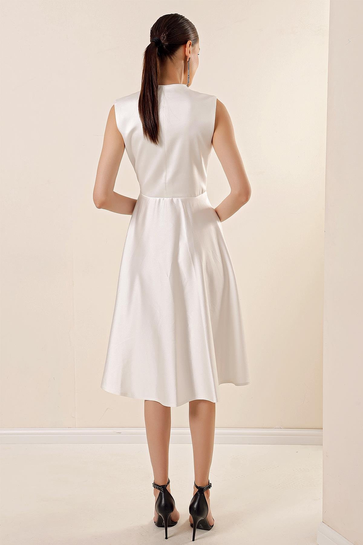 S-21K1040129Double-Breasted Satin Collar Lace Dress