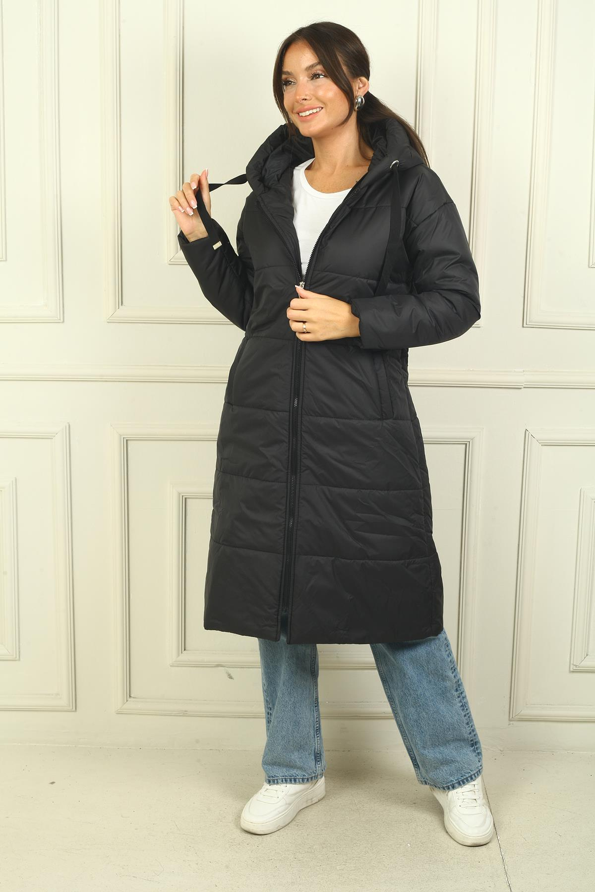 S-21K2060033Kapüşonlu İçi Astarlı Uzun Ovrsize Şişme Kaban