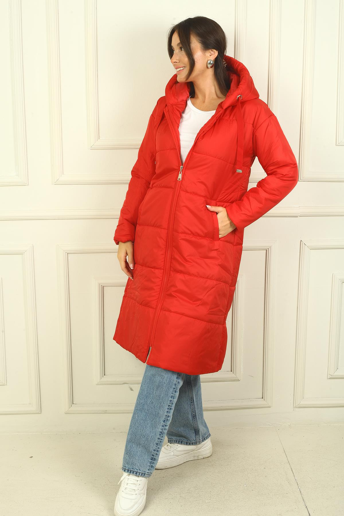 S-21K2060033Kapüşonlu İçi Astarlı Uzun Ovrsize Şişme Kaban