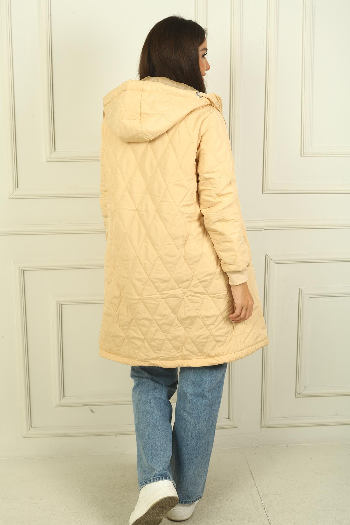 S-21K2060076Kapüşonlu Baklava Desen İçi Astarlı Cepli Şişme Kaban