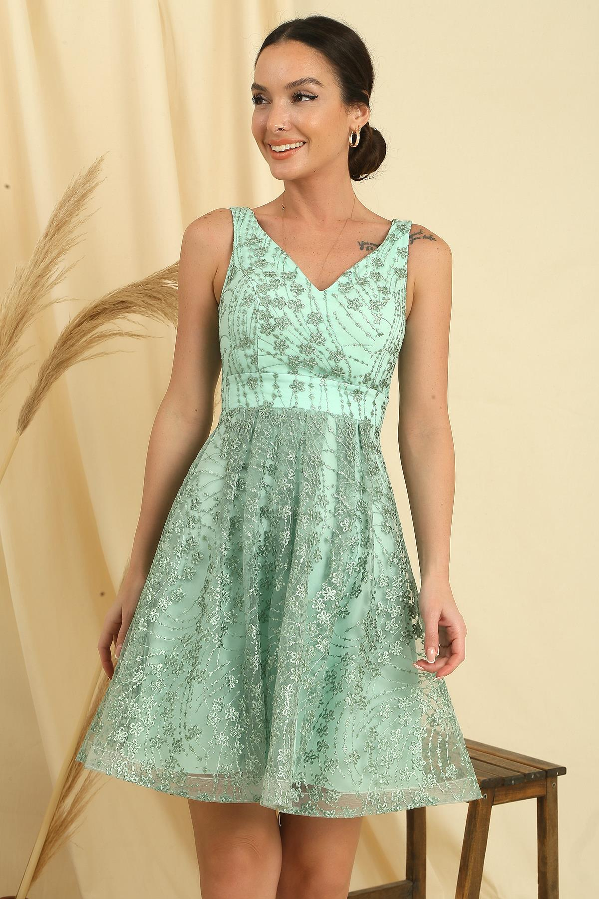 S-22K0130023V Yaka Astarlı Dantel Elbise