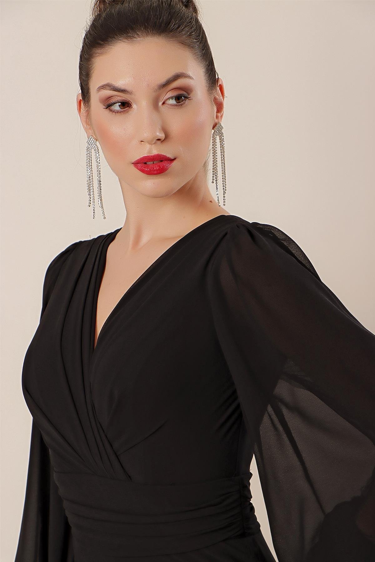 S-22K0230037Crossover Neckline, Ruched Front, Lined Long Chiffon Dress