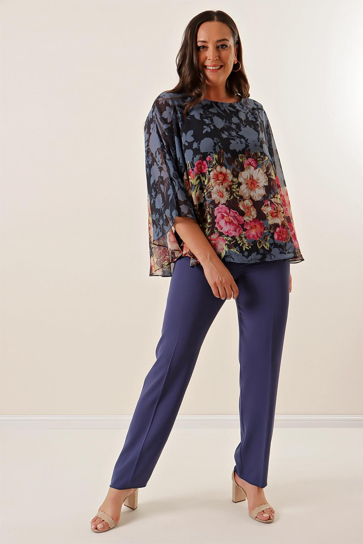 S-22K1190014Elastic Sides Imported Crepe Plus Size Pants