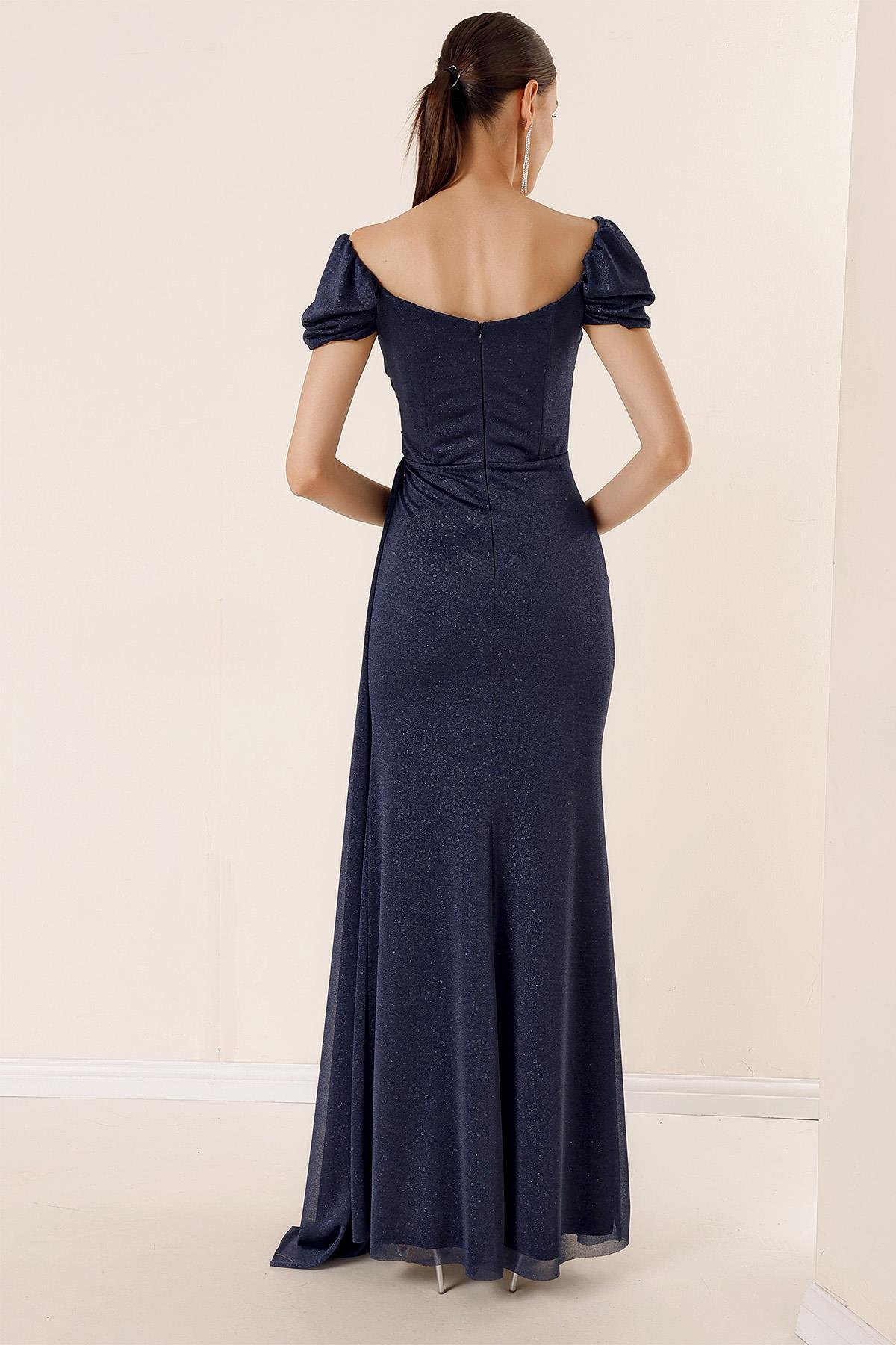 S-22K3630011Önü Büzgülü Düşük Kol Astarlı Simli Uzun Elbise